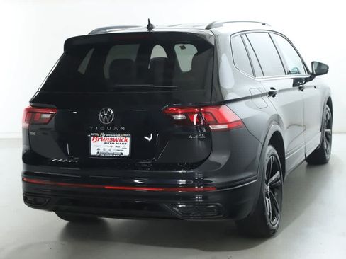Certified 2023 Volkswagen Tiguan SE R-Line AWD/4WD image 47
