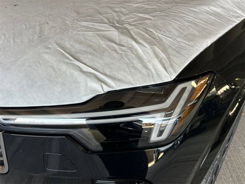 New 2026 Volvo XC90 T8 Plus image 7