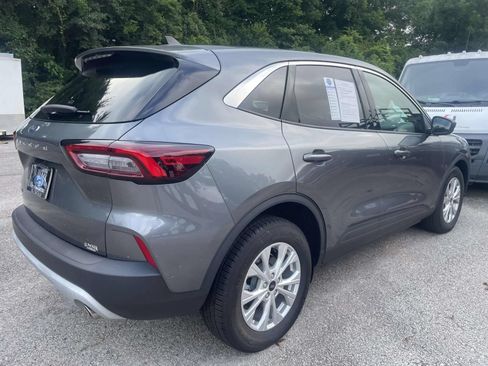 Used 2024 Ford Escape Active FWD image 3