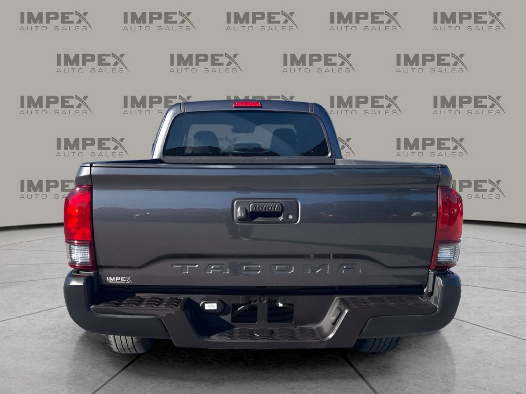 Used 2022 Toyota Tacoma SR RWD image 4