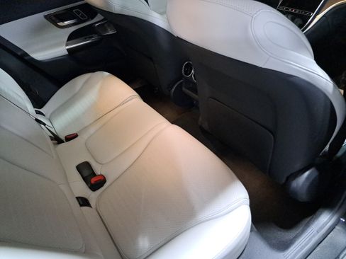 Used 2026 Mercedes-Benz GLC 300 4MATIC image 12