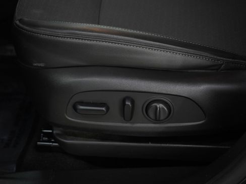 Used 2020 Buick Encore GX Select FWD image 23