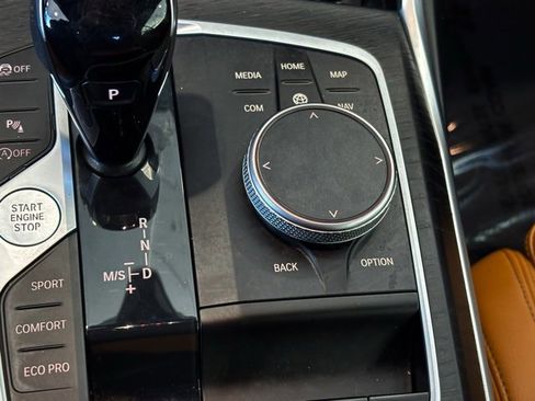 Used 2023 BMW 430i Convertible w/ Premium Package image 27