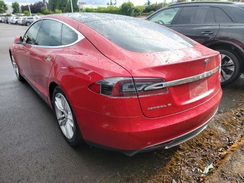 Used 2015 Tesla Model S 85D AWD/4WD image 3