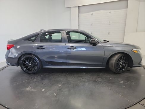 Used 2024 Honda Civic Sport image 11