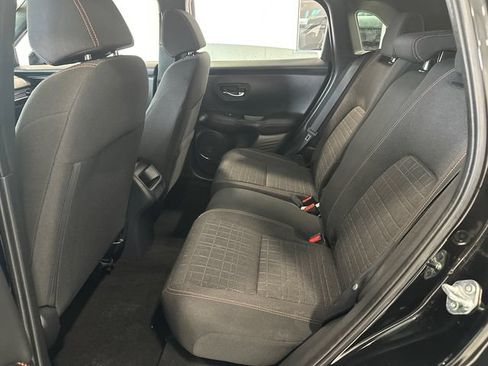 Used 2025 Honda HR-V Sport image 31