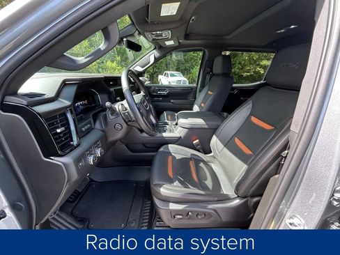 Used 2024 GMC Sierra 1500 AT4 w/ Technology Package image 30