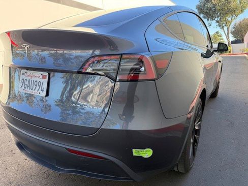 Used 2023 Tesla Model Y Long Range image 8