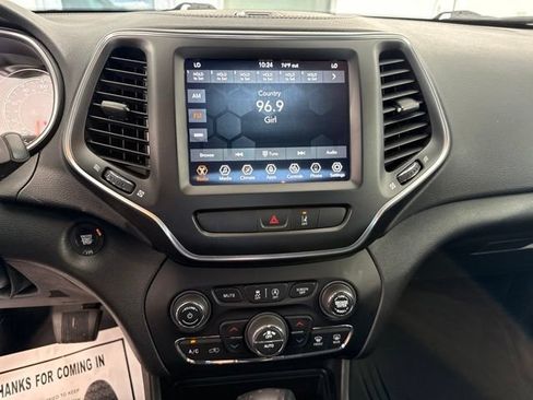 Used 2022 Jeep Cherokee Latitude Lux AWD/4WD image 24