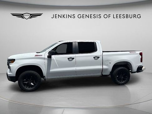 Used 2024 Chevrolet Silverado 1500 Custom Trail Boss AWD/4WD image 10