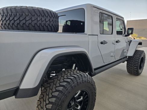 Used 2021 Jeep Gladiator Mojave AWD/4WD image 23