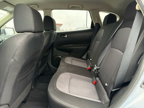 Used 2013 Nissan Rogue SV image 17