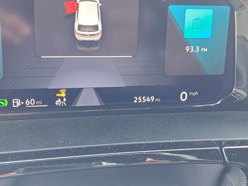 Used 2024 Volkswagen Atlas Cross Sport SE image 9