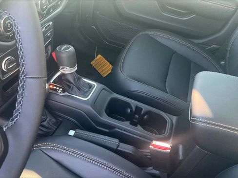 New 2025 Jeep Gladiator Sport w/ Premium Package image 8