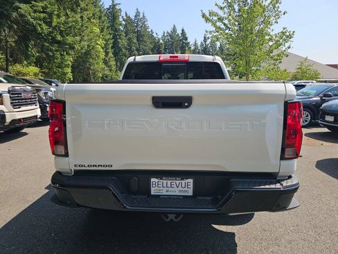 New 2026 Chevrolet Colorado W/T w/ WT Custom Package AWD/4WD image 6