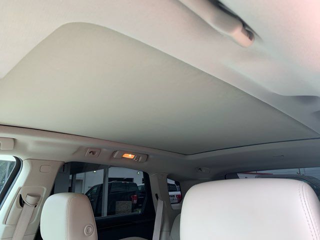 Used 2013 Cadillac SRX Performance w/ Driver Awareness Package FWD image 46