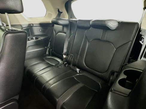 Used 2024 Honda Pilot Touring image 30