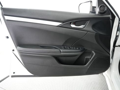 Used 2020 Honda Civic Sport image 37