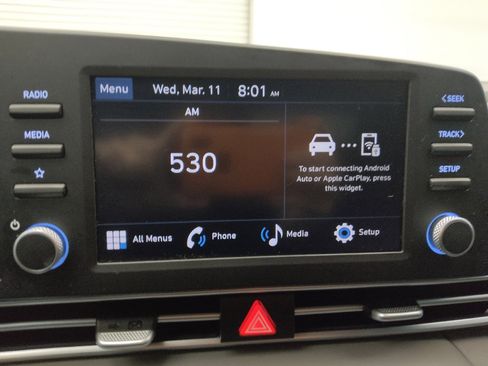 Used 2025 Hyundai Elantra Sport image 25