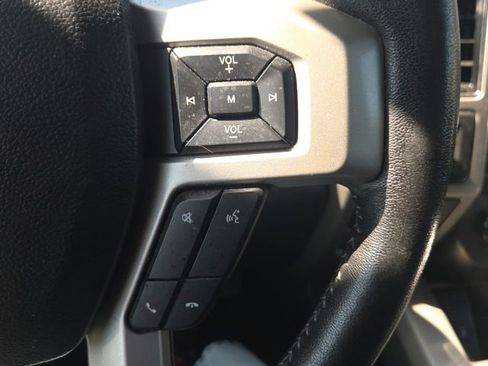 Used 2019 Ford F150 Lariat AWD/4WD image 40
