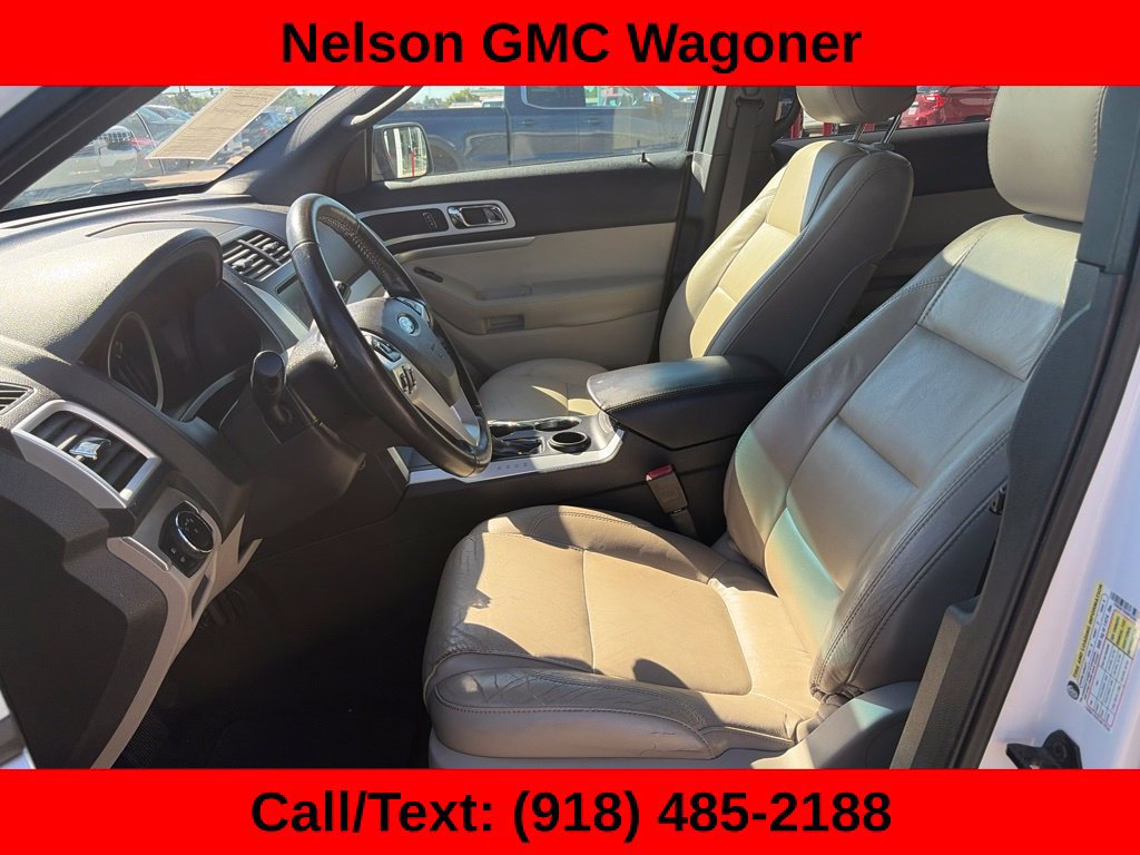 Used 2015 Ford Explorer XLT w/ Equipment Group 202B FWD image 15