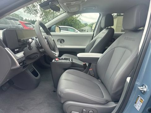 Certified 2026 Hyundai Ioniq 5 SEL RWD image 9