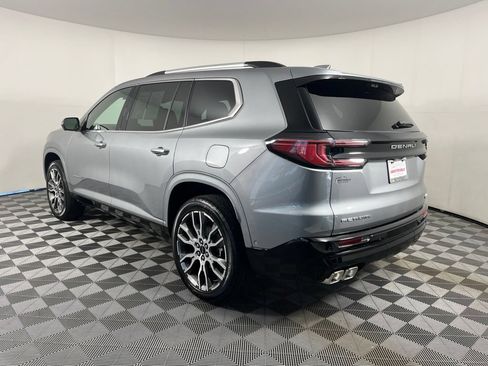 Certified 2026 GMC Acadia Denali Ultimate w/ LPO, Floor Liner Package FWD image 17