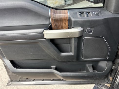 Used 2016 Ford F150 Lariat w/ Equipment Group 502A Luxury image 15