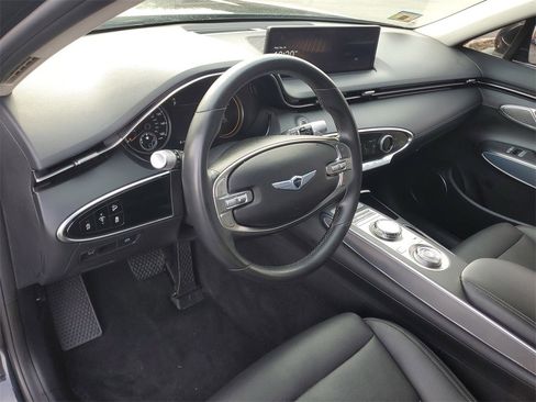Used 2022 Genesis GV70 2.5T w/ Select Package image 11