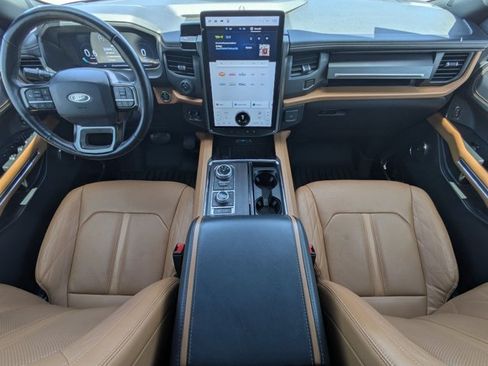 Used 2023 Ford Expedition Max Platinum AWD/4WD image 18