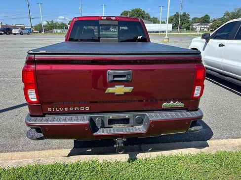 Used 2016 Chevrolet Silverado 1500 High Country w/ High Country Premium Package AWD/4WD image 10