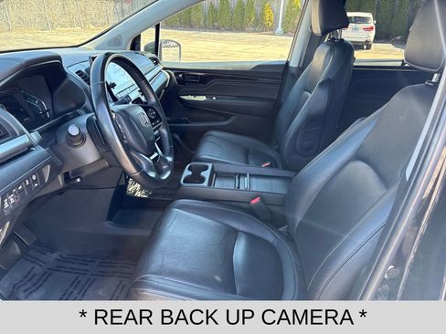Used 2023 Honda Odyssey Touring image 9