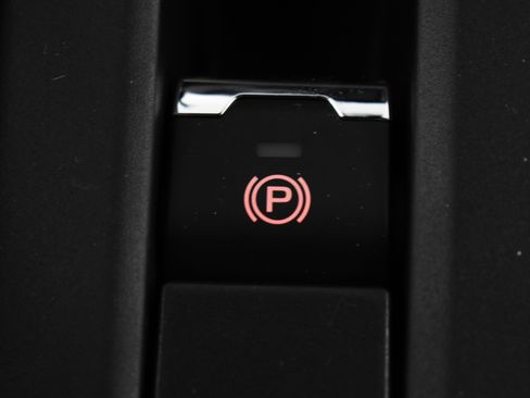 New 2025 Subaru Forester Limited image 34