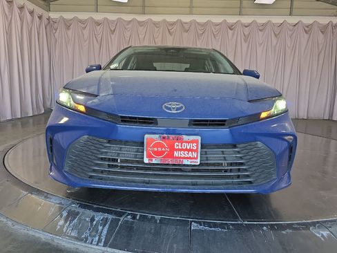 Used 2025 Toyota Camry LE FWD image 11