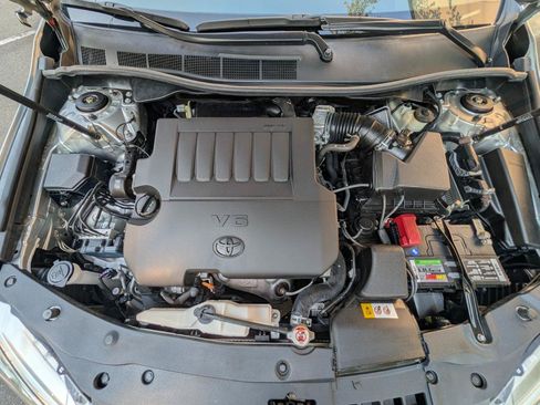 Used 2017 Toyota Camry XLE w/ Advanced Technology Package FWD image 19