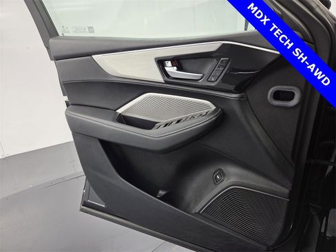 Used 2024 Acura MDX SH-AWD w/ Technology Package image 45