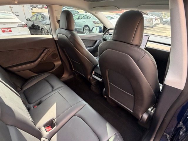 Used 2020 Tesla Model Y Performance AWD/4WD image 25