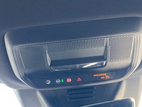 New 2026 Chevrolet Equinox EV RS image 16