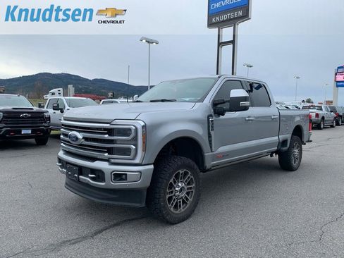 Used 2024 Ford F350 Limited w/ FX4 Off-Road Package image 3