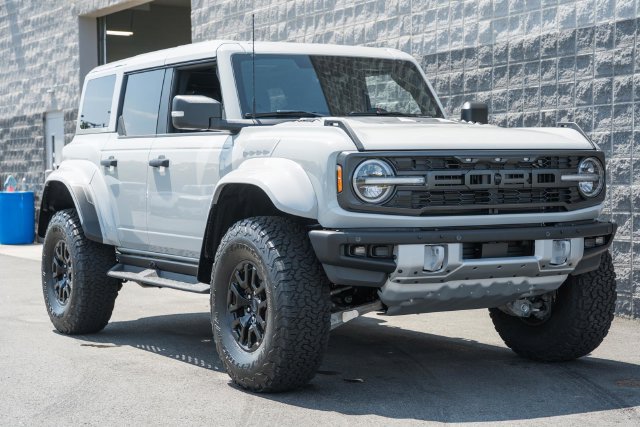 New 2026 Ford Bronco Raptor w/ Interior Carbon Fiber Pack AWD/4WD image 2