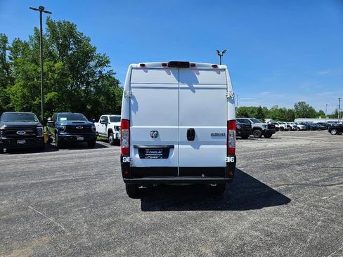 Used 2026 RAM ProMaster 2500 w/ Convenience Group FWD image 8