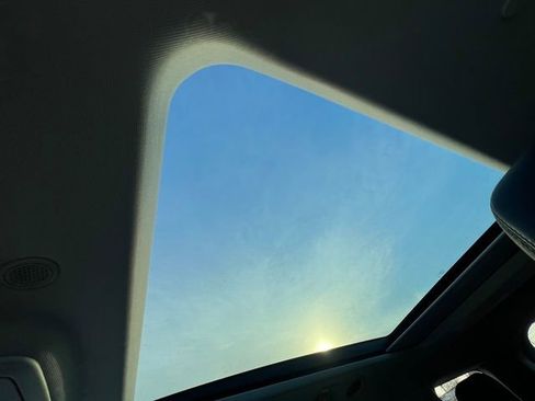 New 2026 Ford Explorer Active w/ Active Comfort Package image 16