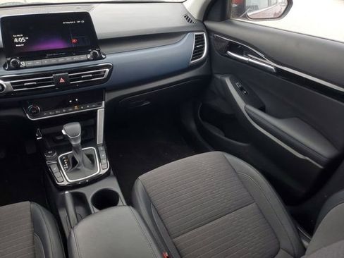 Used 2023 Kia Seltos S w/ Navigation Package image 15