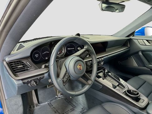Used 2024 Porsche 911 Carrera S image 4
