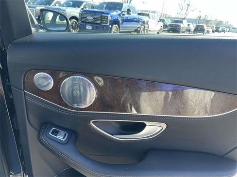 Used 2015 Mercedes-Benz C 300 C 300 image 26