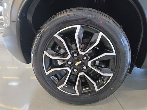 Used 2023 Chevrolet TrailBlazer ACTIV w/ Technology Package FWD image 30