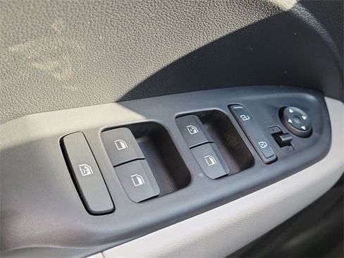 New 2026 Hyundai Venue SEL image 16