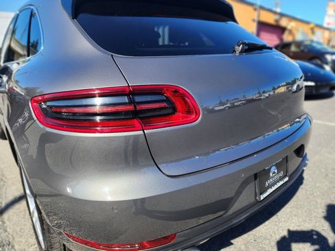 Used 2015 Porsche Macan Turbo AWD/4WD image 43