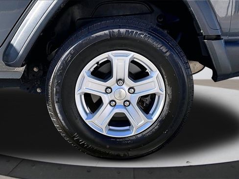Certified 2020 Jeep Wrangler Unlimited Sport S image 33