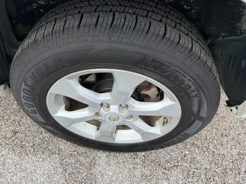 Used 2011 Toyota RAV4 Limited image 22